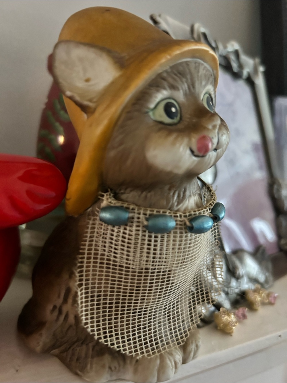 Vintage Jasco Fisher Kitten Ceramic coin bank Whimsical Cat Figurine Bank 1980 - Picture 2 of 5